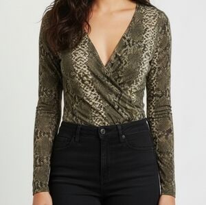 H & M Women's Snakeskin Print Bodysuit Size XL Green Bodycon Feminine Nightout